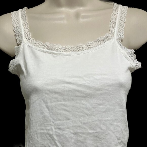 EUC Tan Crochet Crop Top with White Tank Top Size: Medium - Picture 5 of 7
